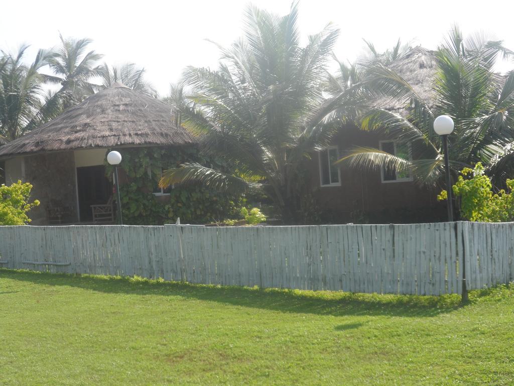 Legacy Tribe Beach Resort Prampram Luaran gambar