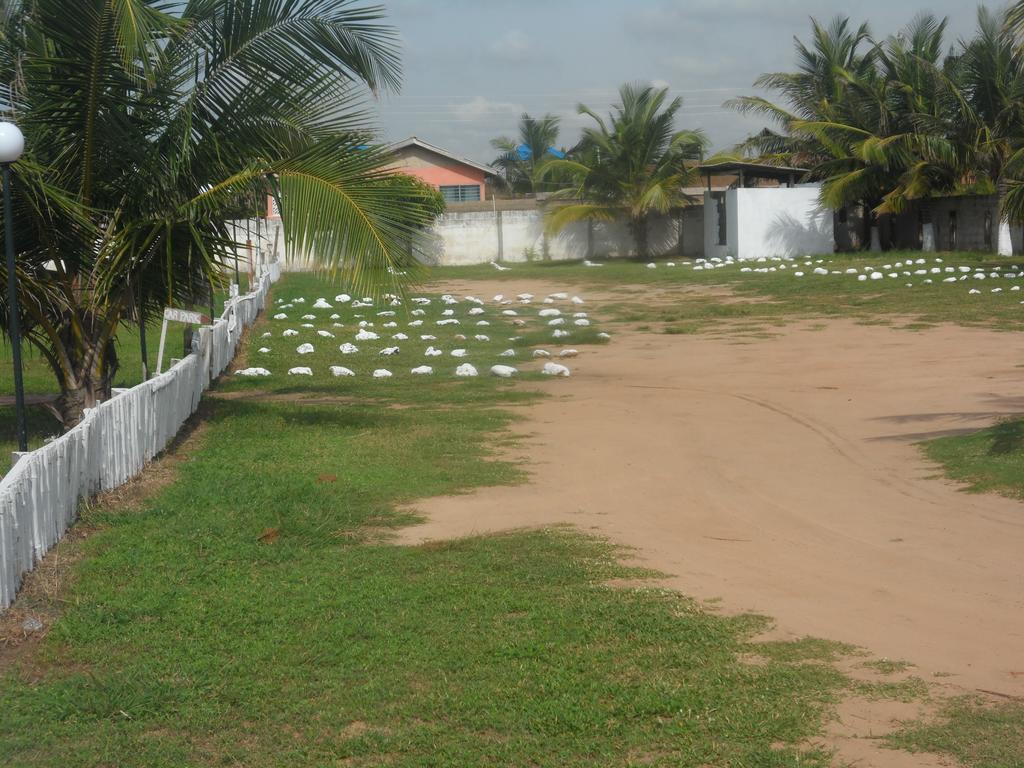 Legacy Tribe Beach Resort Prampram Luaran gambar